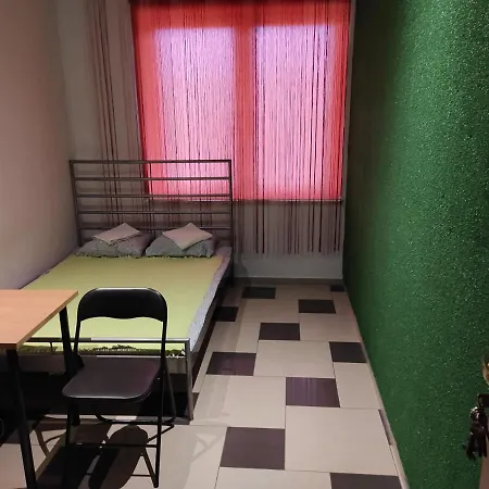 Guesthouse Hostel *